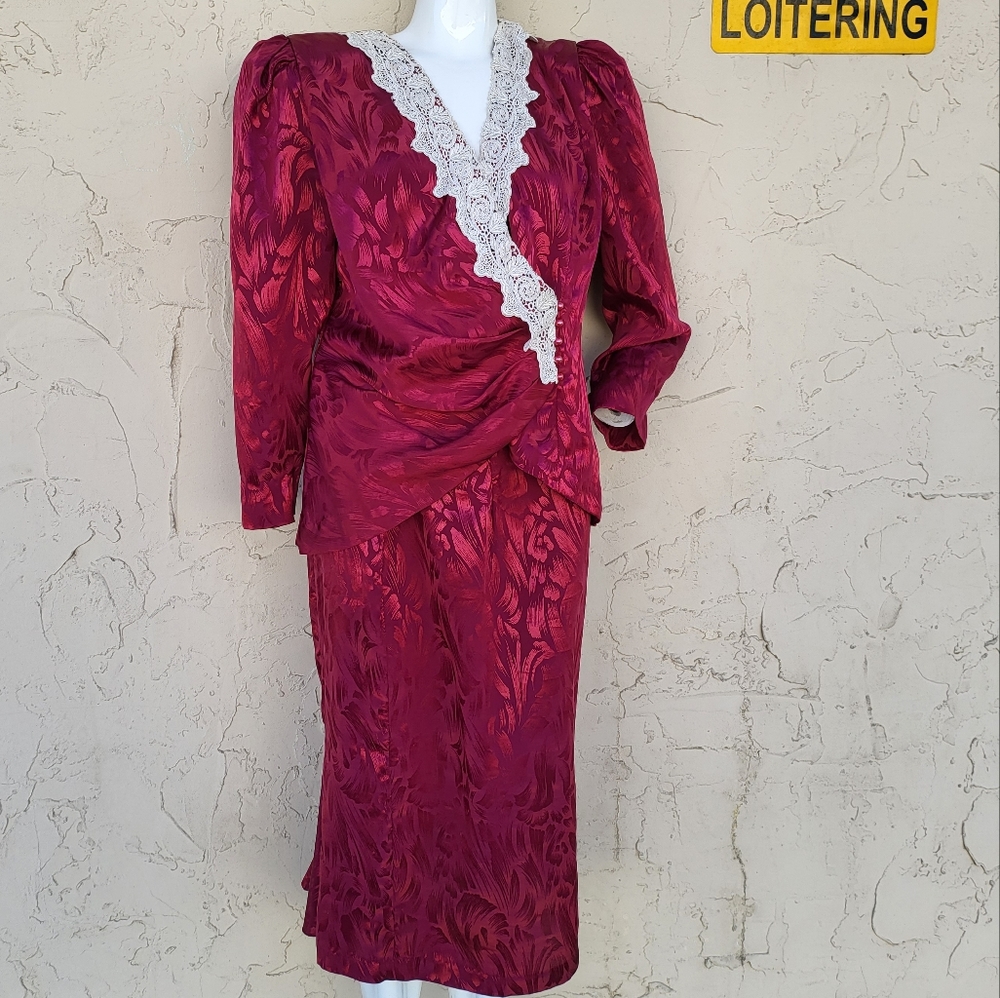 Vintage Cranberry and Lace In The Mood Trumpet Skirt Set